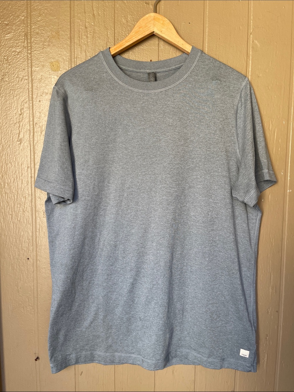 Vuori Heathered Light Grey Crew Neck T-Shirt
